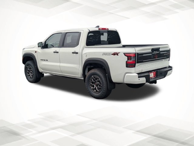 New 2027 White Nissan PRO-4X image 4
