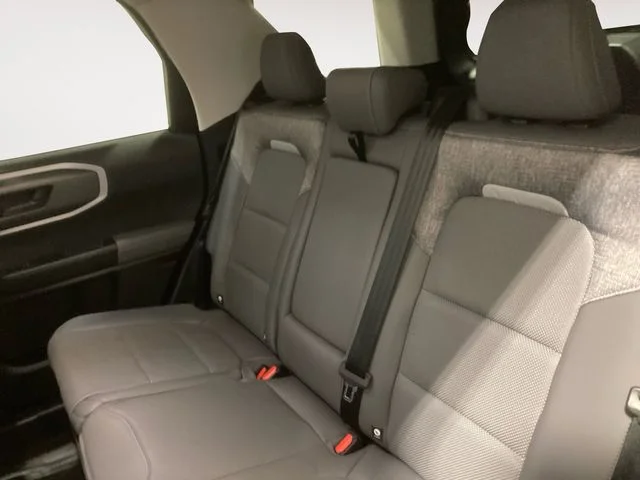 New 2026 Azure Gray Metallic Ford Badlands image 13