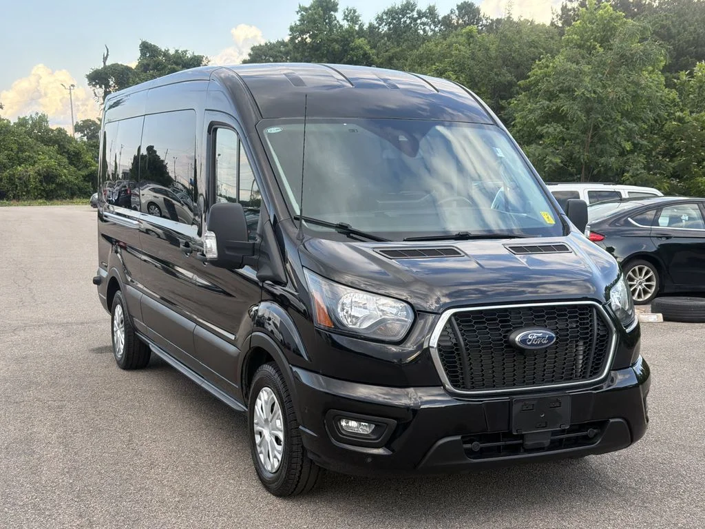 2024 Ford Transit 350 XLT Med Roof Sliding Pass. 148's photo