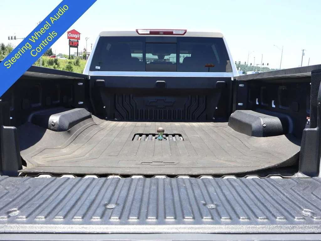 Used 2020 Summit White Chevrolet LT image 15