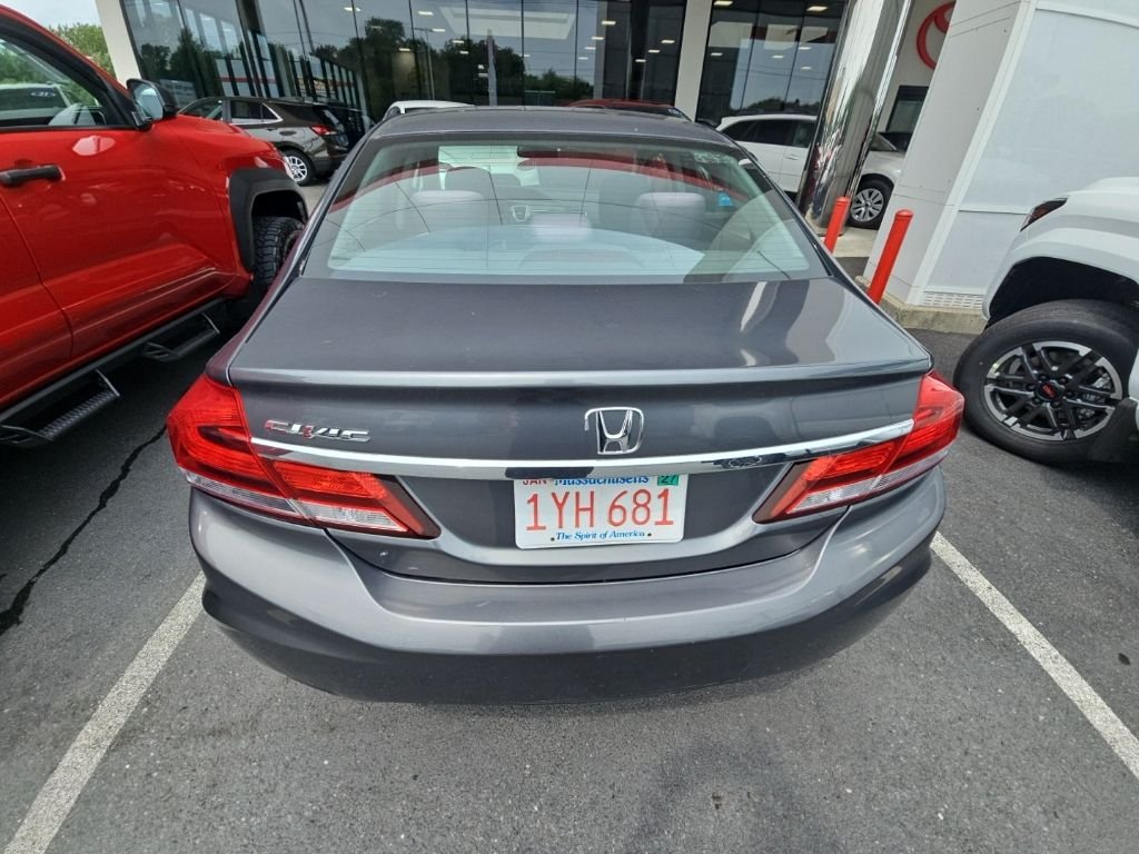Used 2013 Gray Honda LX image 4