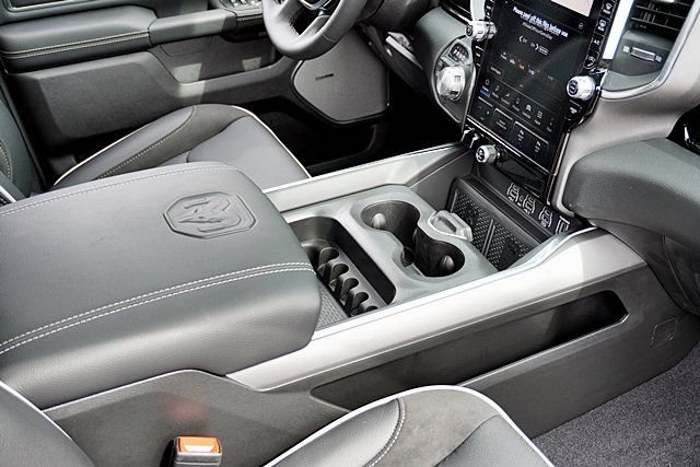 New 2026 Bright White Clear-Coat Exterior Paint RAM Laramie image 14