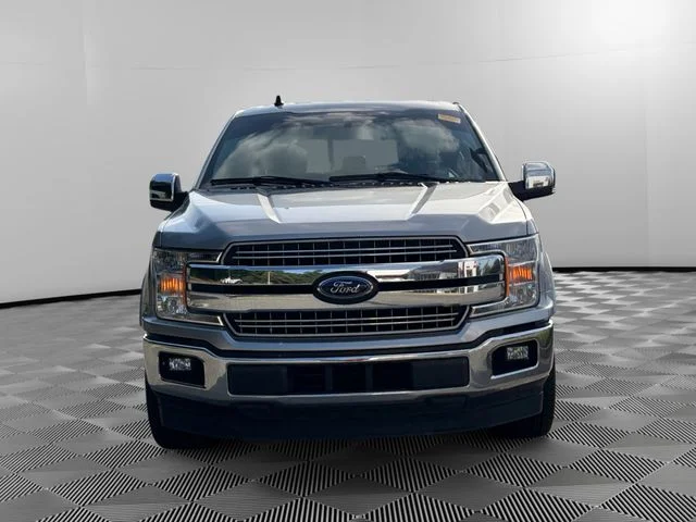 Used 2020 Silver Ford Lariat image 2