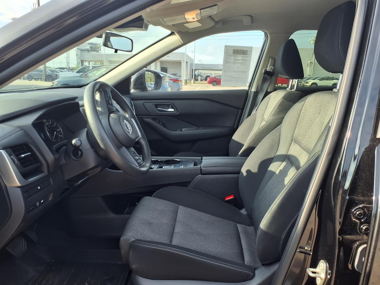 2024 Nissan Rogue photo 16 of 25
