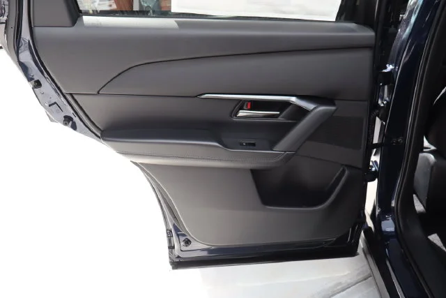 New 2026 Navy Blue Mica Mazda 2.5 S Premium AWD image 16