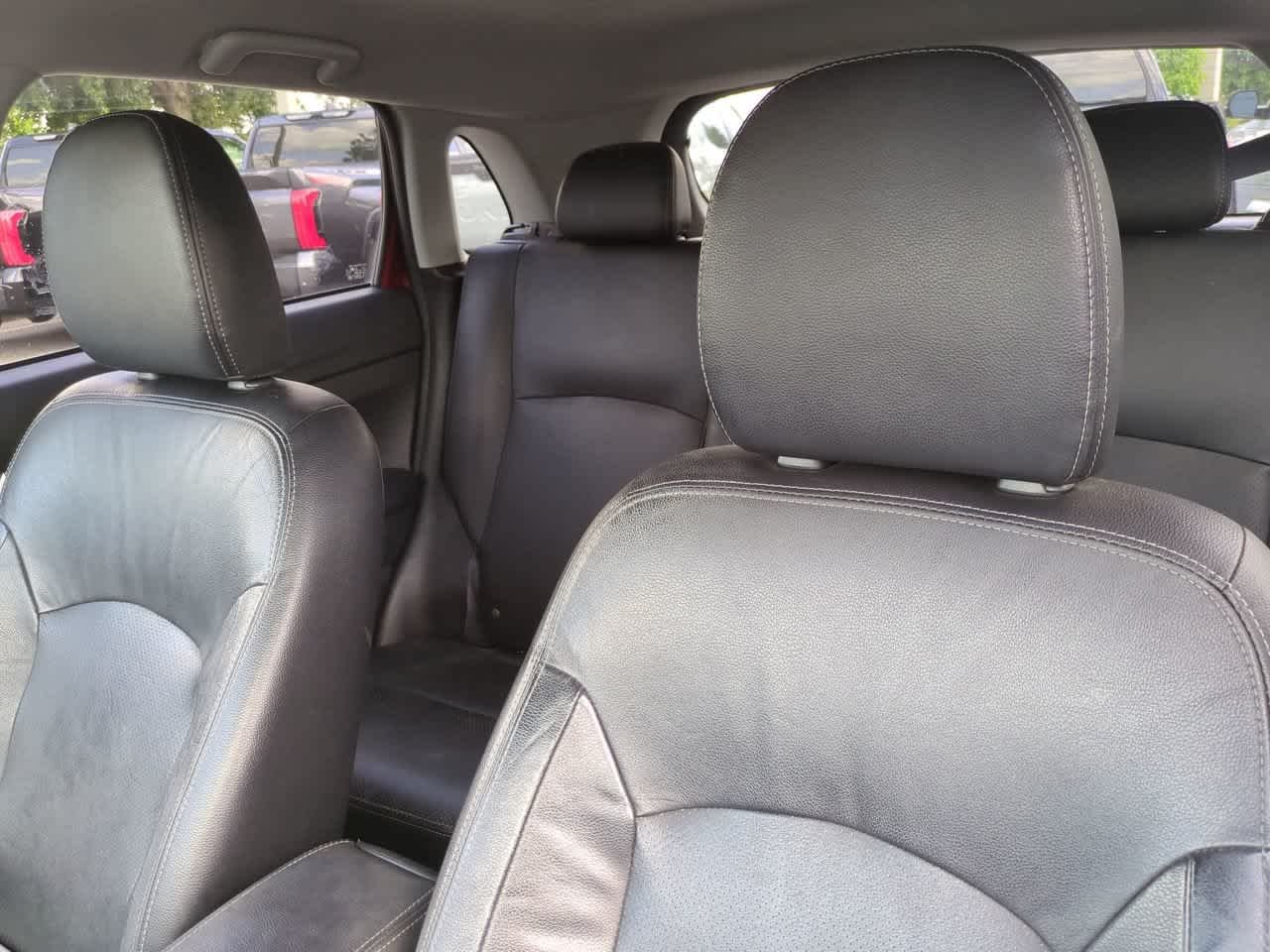 Used 2016 Rally Red Metallic Mitsubishi 2.4 SEL image 8