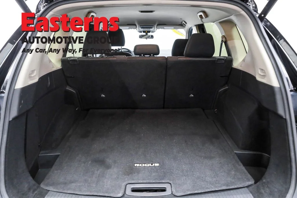 Used 2024 Black Nissan SV image 9
