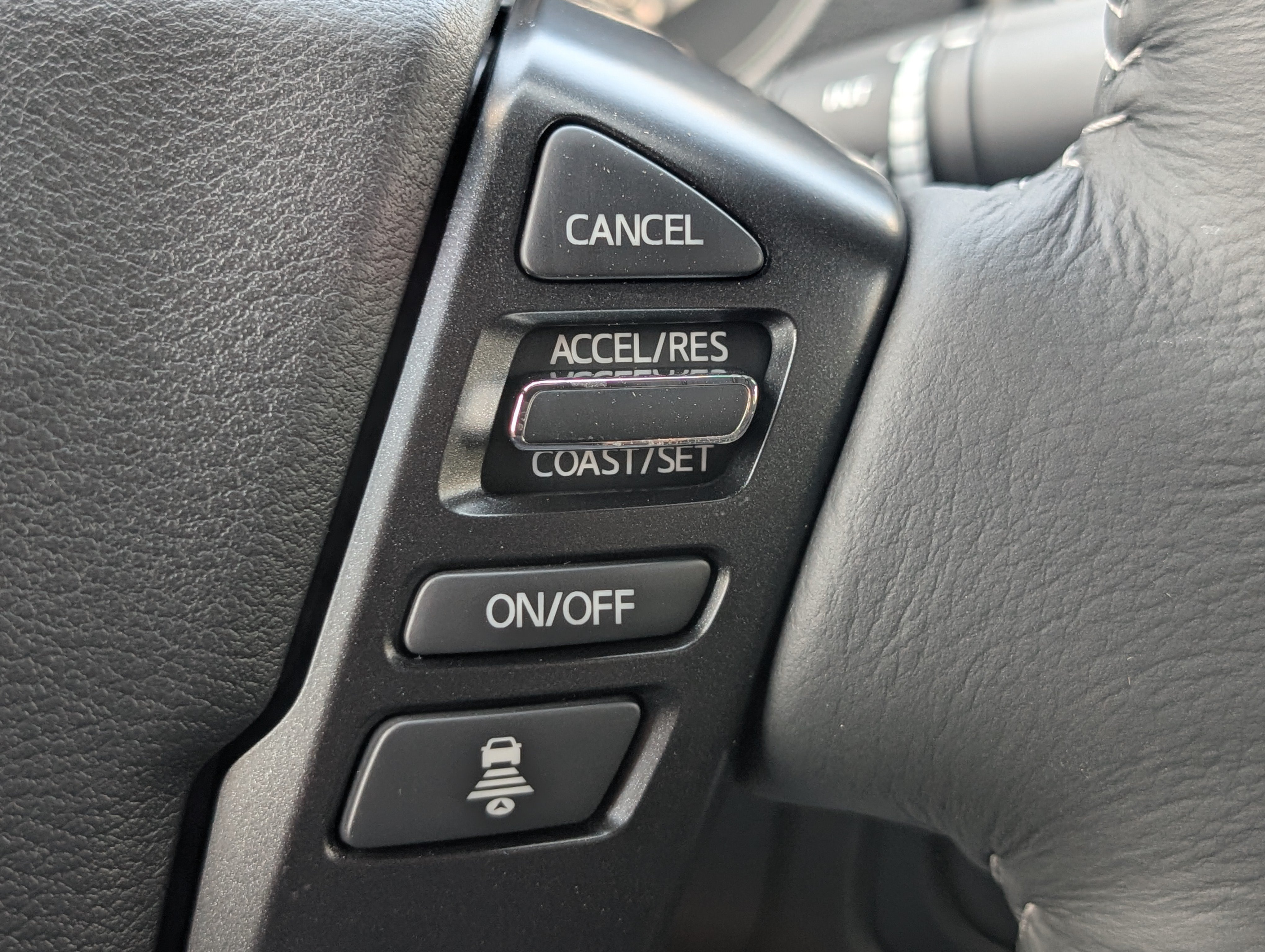 New 2026 Glacier White Nissan Crew Cab SV image 23