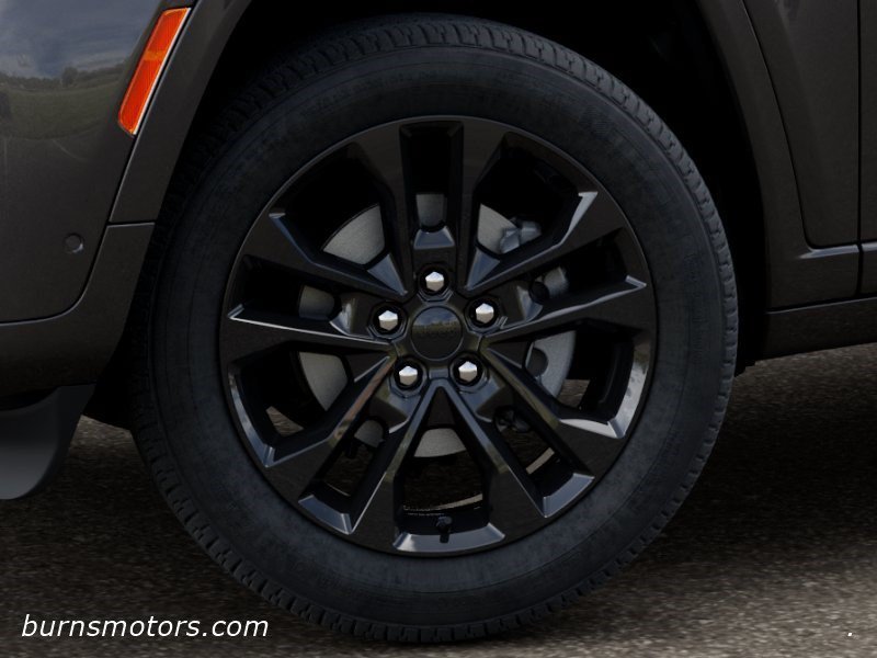 New 2026 Baltic Gray Metallic Clear-Coat Exterior Paint Jeep Limited Reserve BLACKOUT image 8