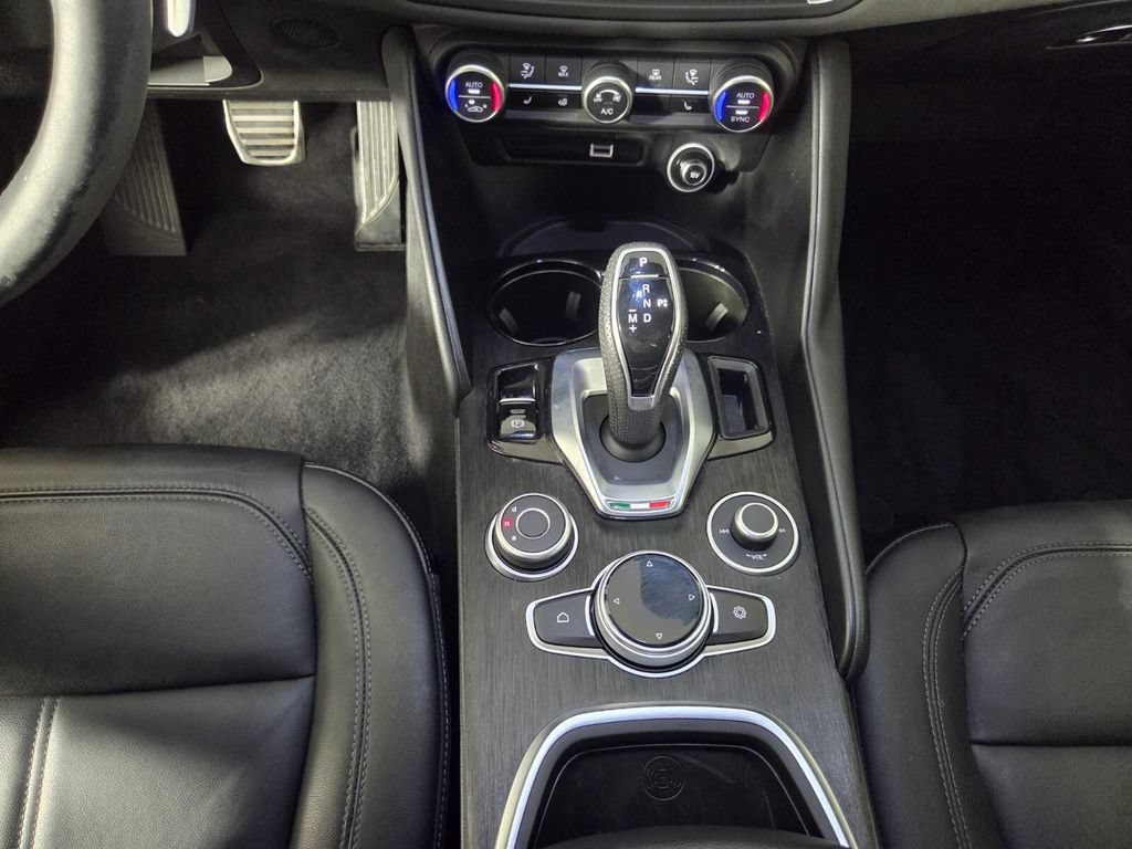 Used 2024 Alfa Rosso Alfa Romeo Sprint image 12
