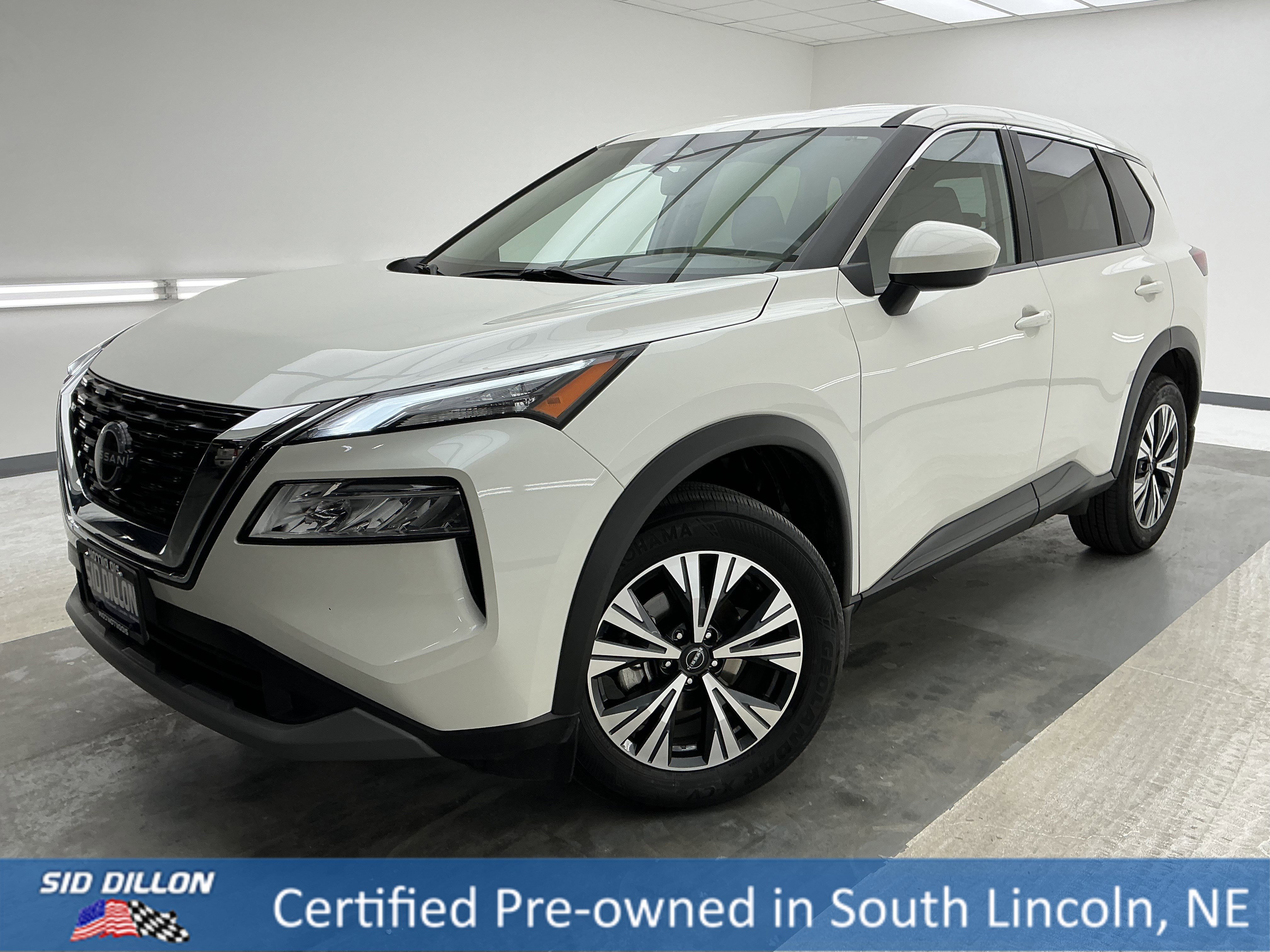 Pearl White Tricoat 2023 Nissan Rogue SV AWD SUV / Crossover All-Wheel Drive Continuously Variable Transmission