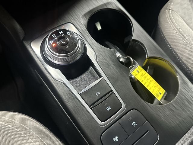 Used 2021 Gray Ford SE image 27