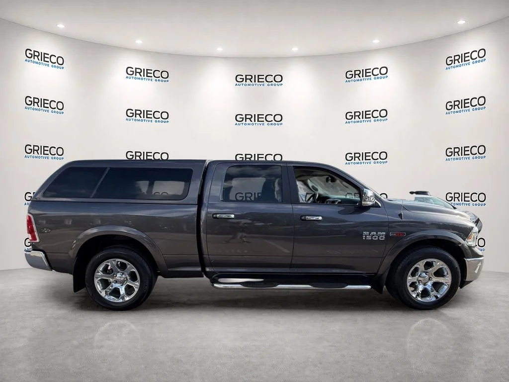Used 2018 Granite Crystal Clearcoat Metallic Ram Laramie image 8