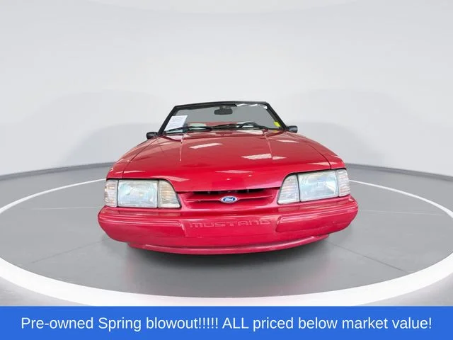 Used 1993 Red Ford LX image 3