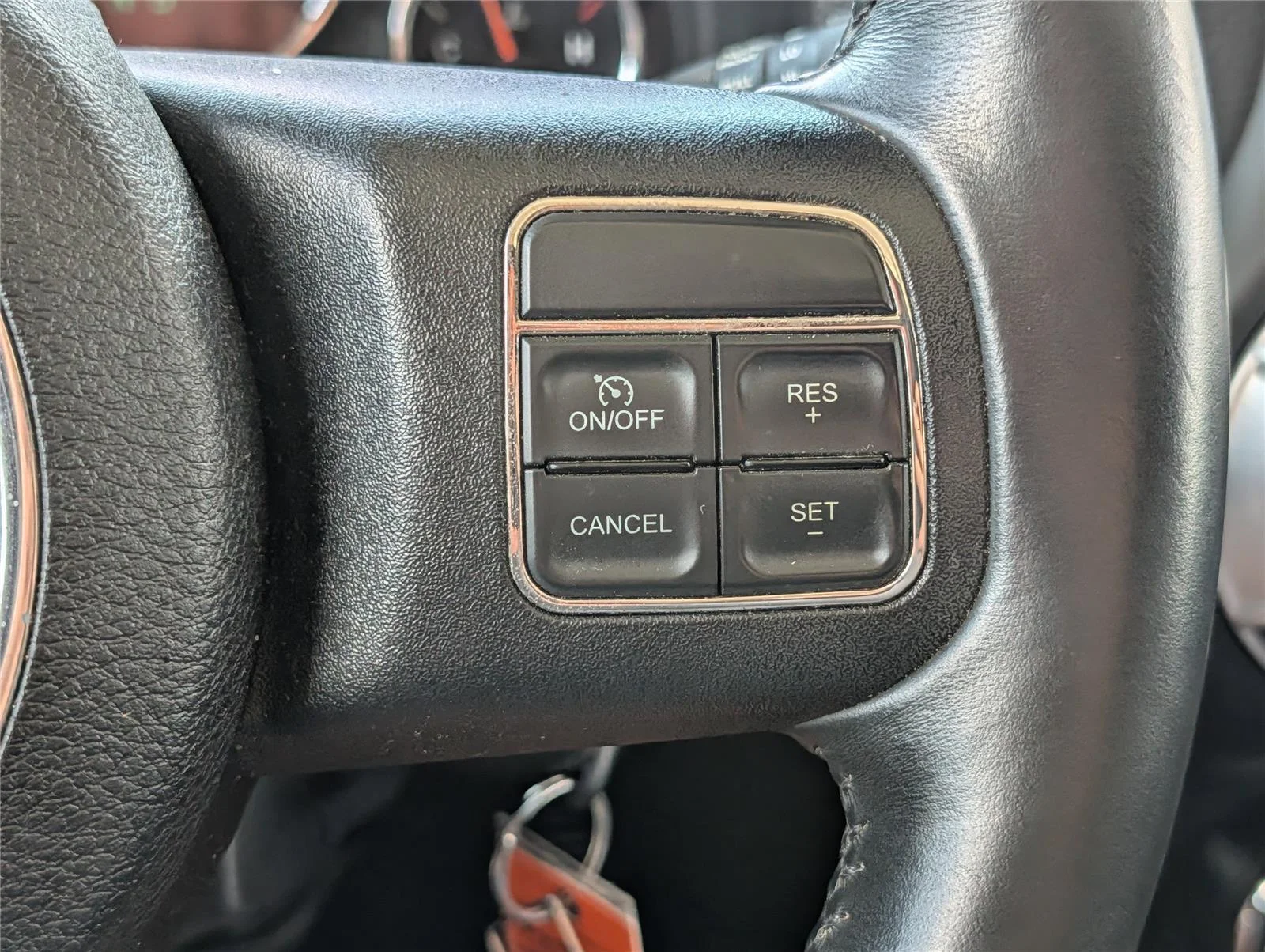 Used 2014 Bright White Clearcoat Jeep Sahara image 21