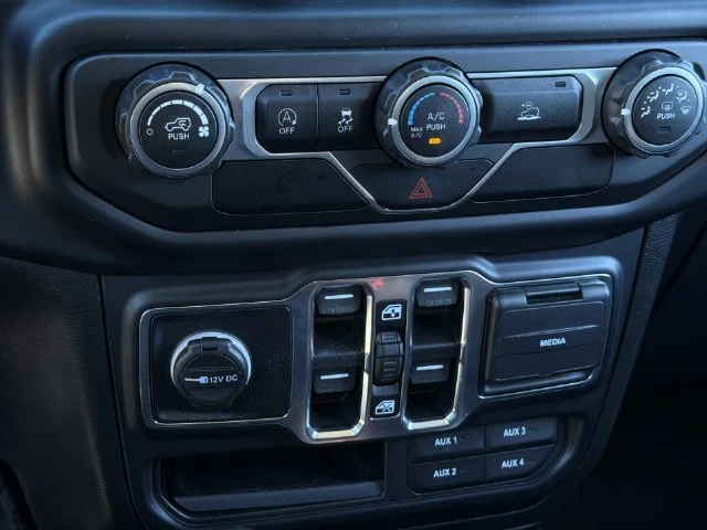 Used 2021 Red Jeep Unlimited Sport S image 25
