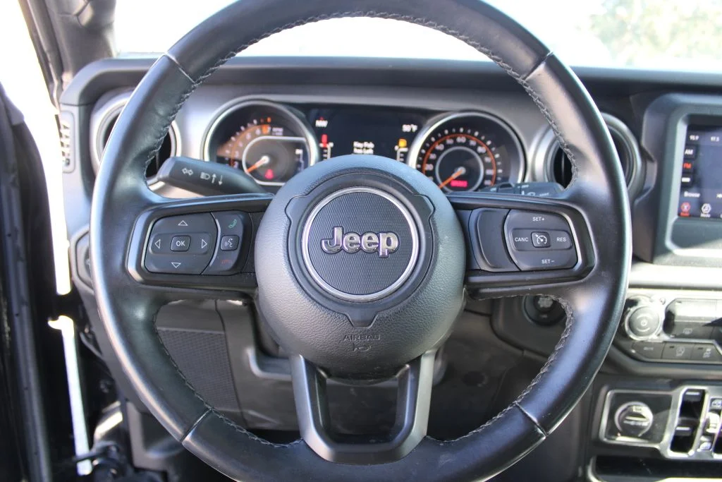 Used 2022 Black Jeep Unlimited High Tide image 24