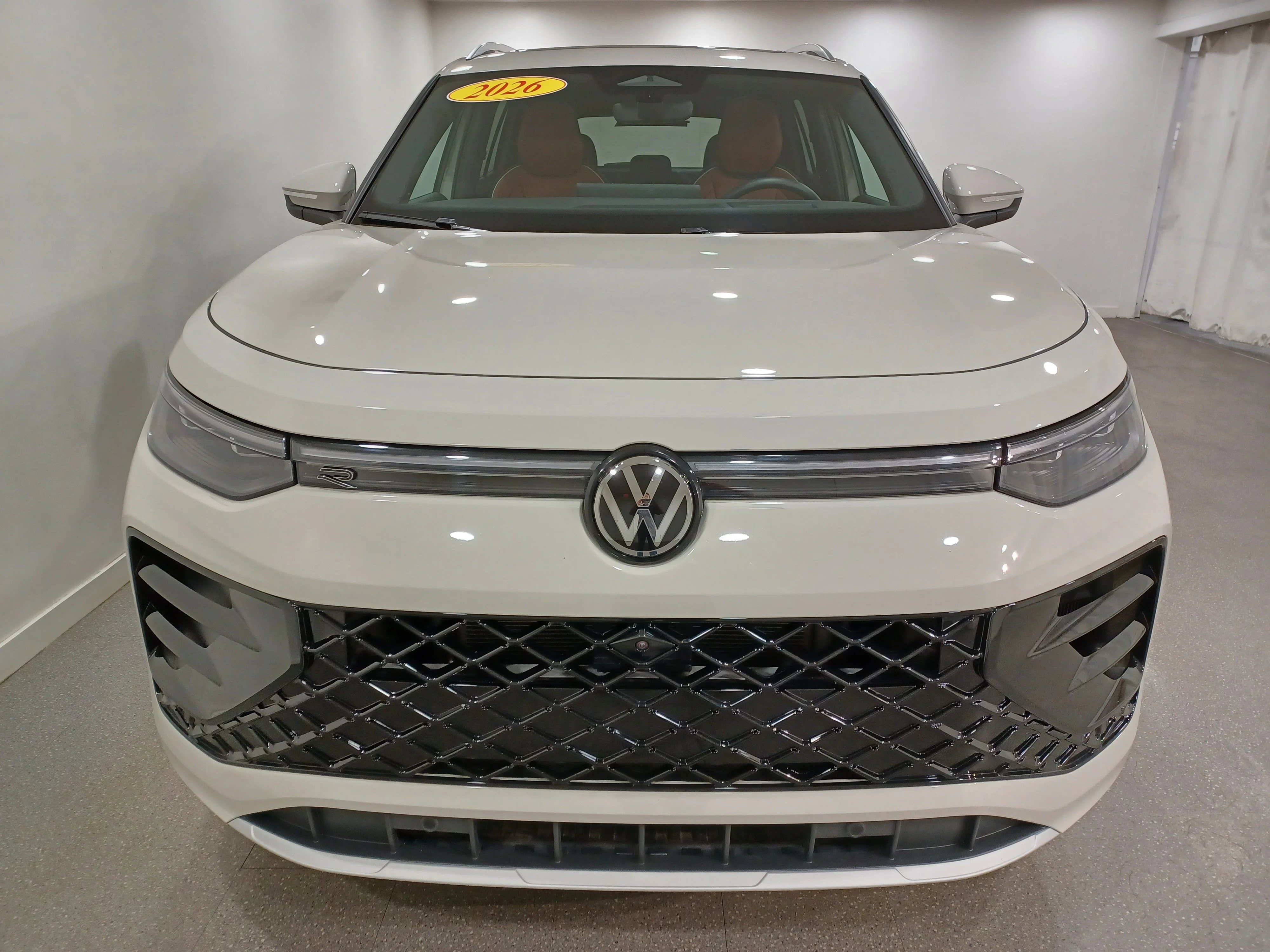 Certified Used 2026 Ascot Gray Volkswagen Highline Turbo R-Line 4Motion*AWD | Adaptive Cruise | Cooled Massage Seats | HUD | 360 Cam | Nav image 3