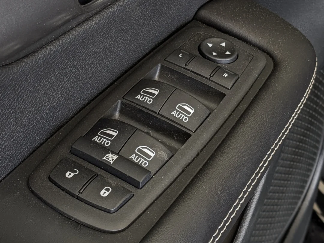 New 2026 Black Chrysler SXT - - FWD - Stow n Go Seats - Power Sliding Doors - Heated Seats - Adaptive Cruise & More! image 12