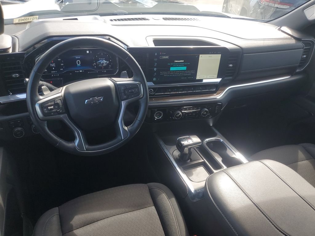 Used 2023 White Chevrolet LT Trail Boss image 9