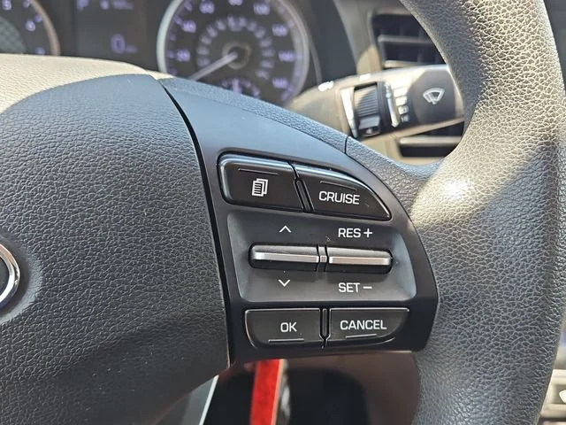 Used 2020 Gray Hyundai SE image 24