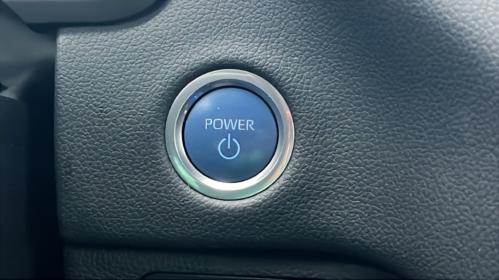Used 2023  Toyota Limited image 24