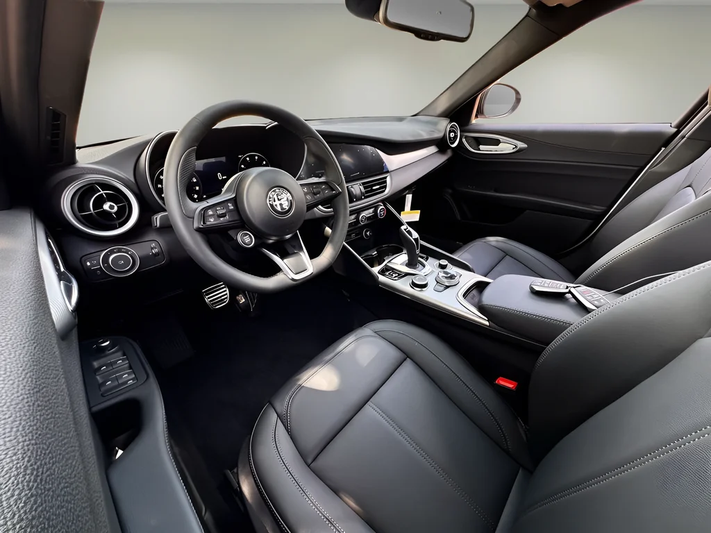 New 2026 White Alfa Romeo Base image 16