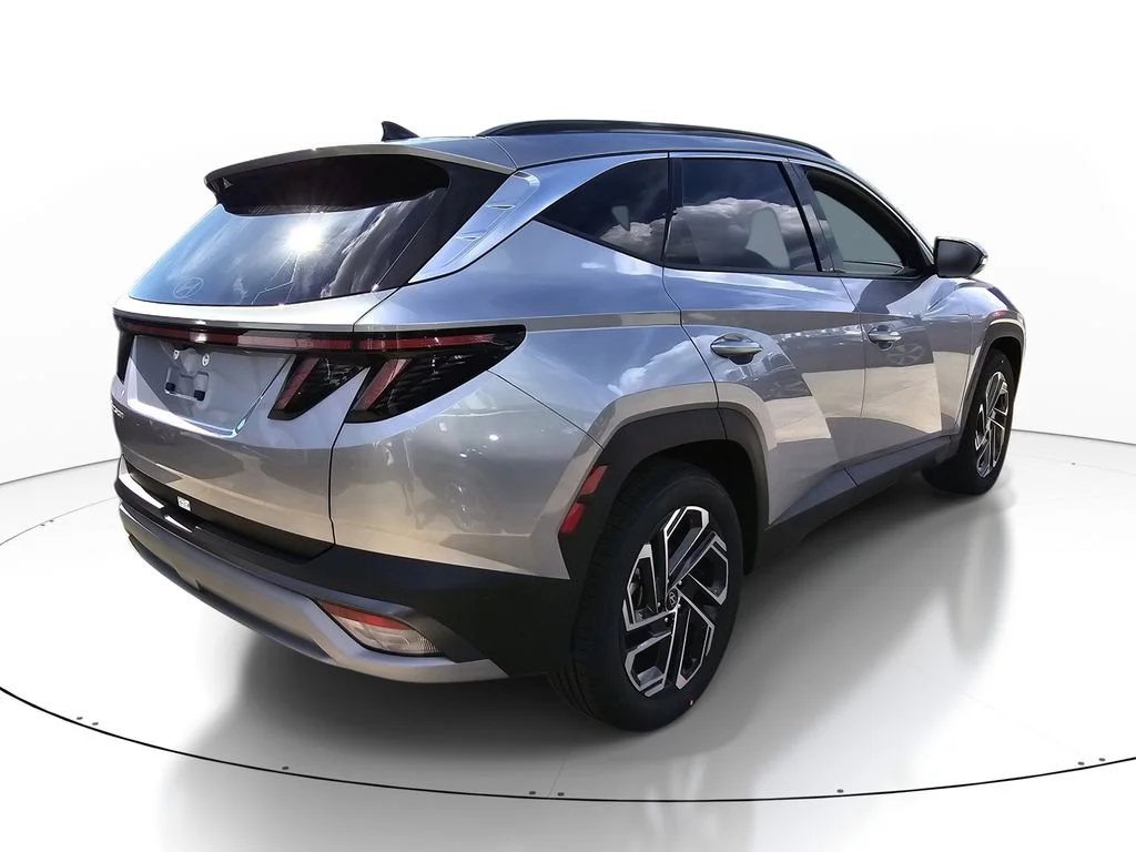 New 2026 Silver Hyundai SEL image 3