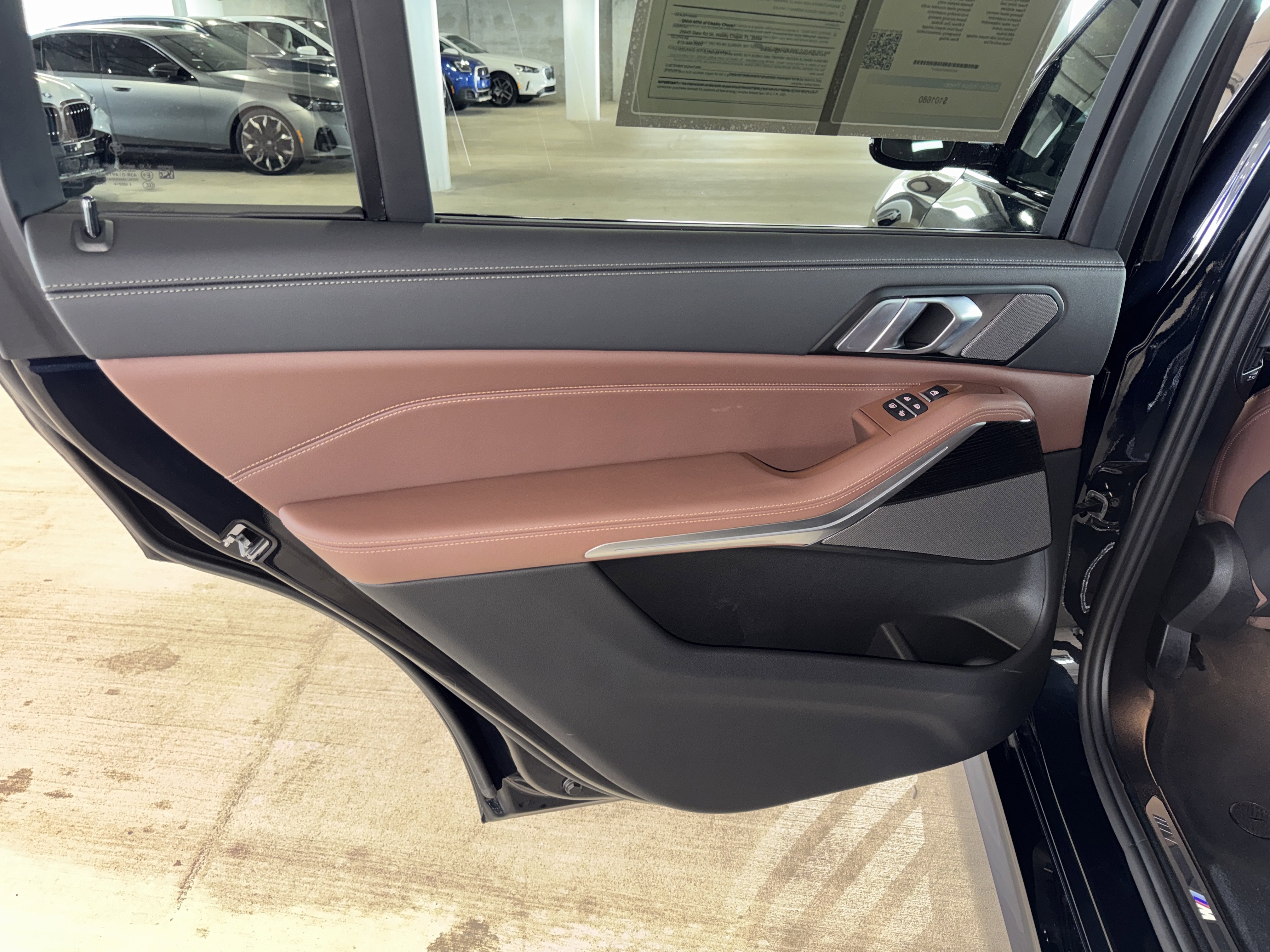 Used 2026 Carbon Black Metallic BMW M60i image 17
