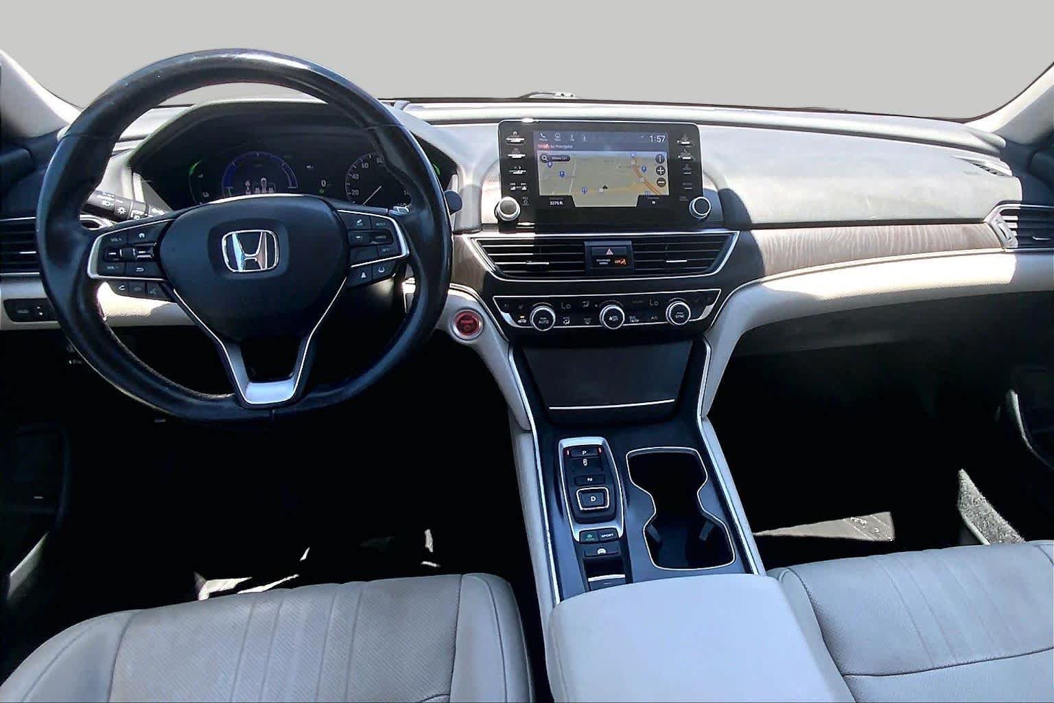 Used 2021 Platinum White Pearl Honda Touring image 16