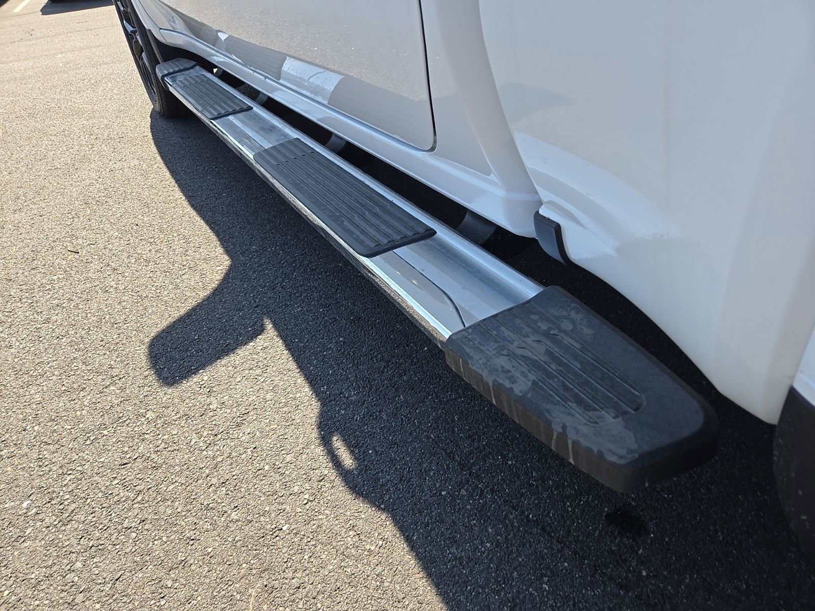 2026 GMC Sierra 1500 SLT - Photo 17