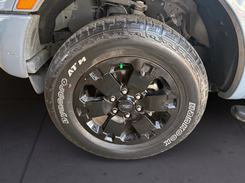 Used 2023 Gray Ford XLT image 9