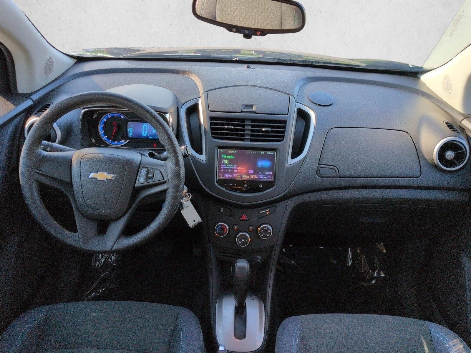 Used 2016 Cyber Gray Metallic Chevrolet LS image 16