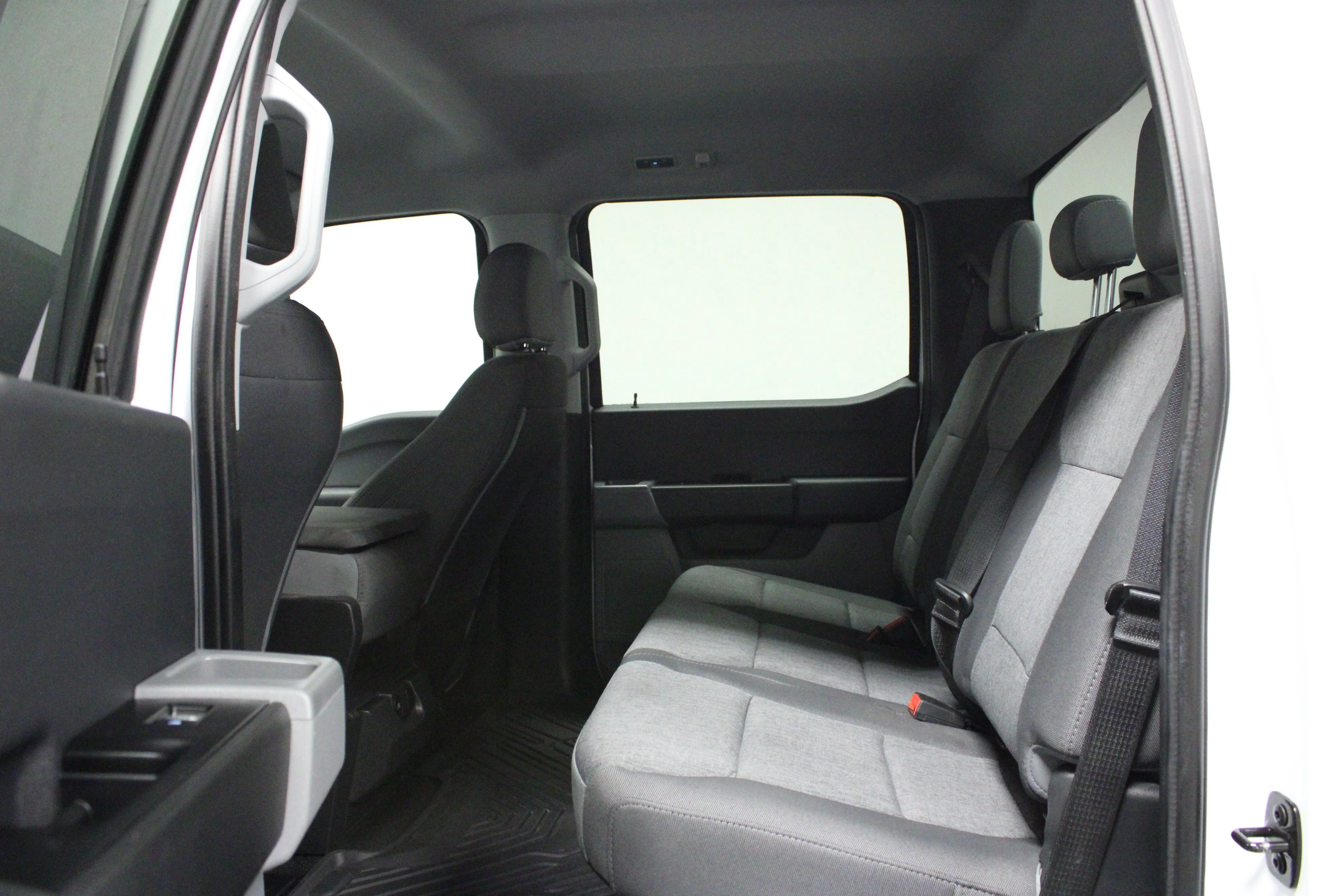 Used 2024 Oxford White Ford XL image 13