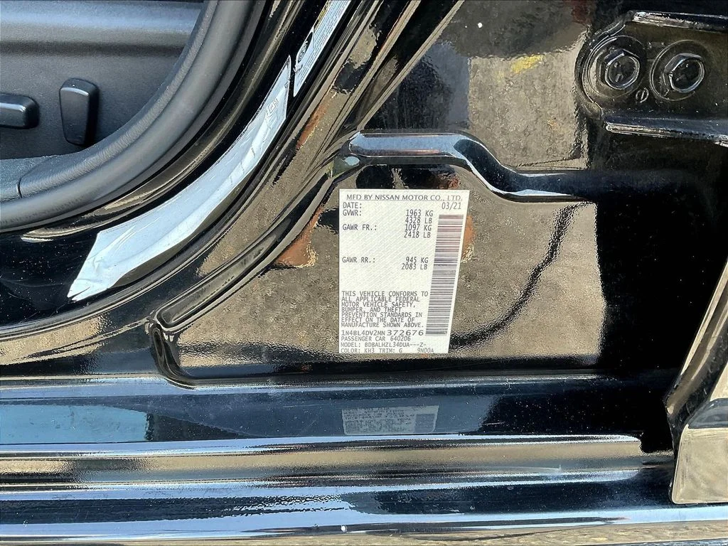 Certified Used 2021 Super Black Nissan 2.5 SV image 19