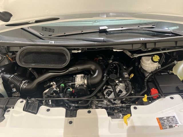 Used 2025 White Ford XLT image 25