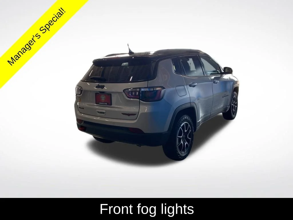 Used 2025 Silver Jeep Trailhawk image 16