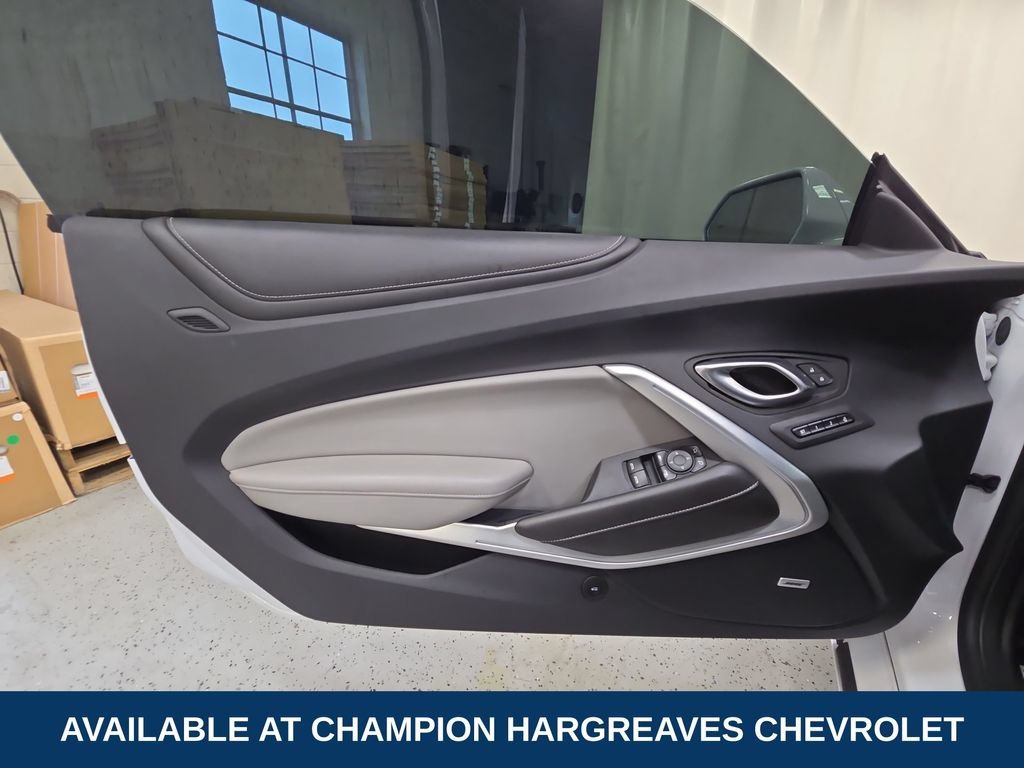 Used 2023 SUMMIT WHITE Chevrolet 3LT image 30