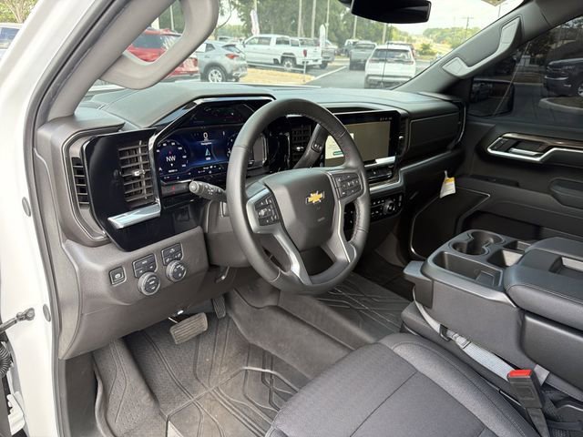 Used 2025 Summit White Chevrolet LT image 18