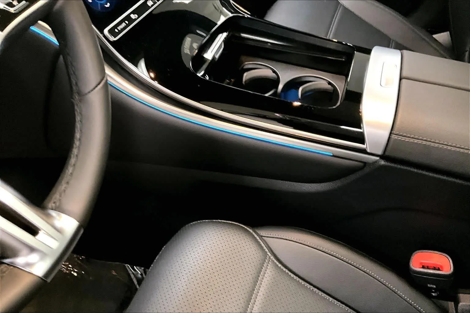 Certified Used 2026 Black Mercedes-Benz GLC 300 image 17
