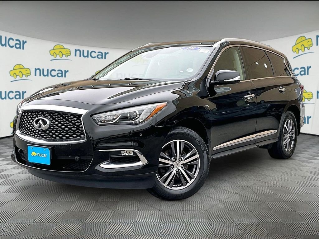 Used 2019 Black INFINITI LUXE image 3