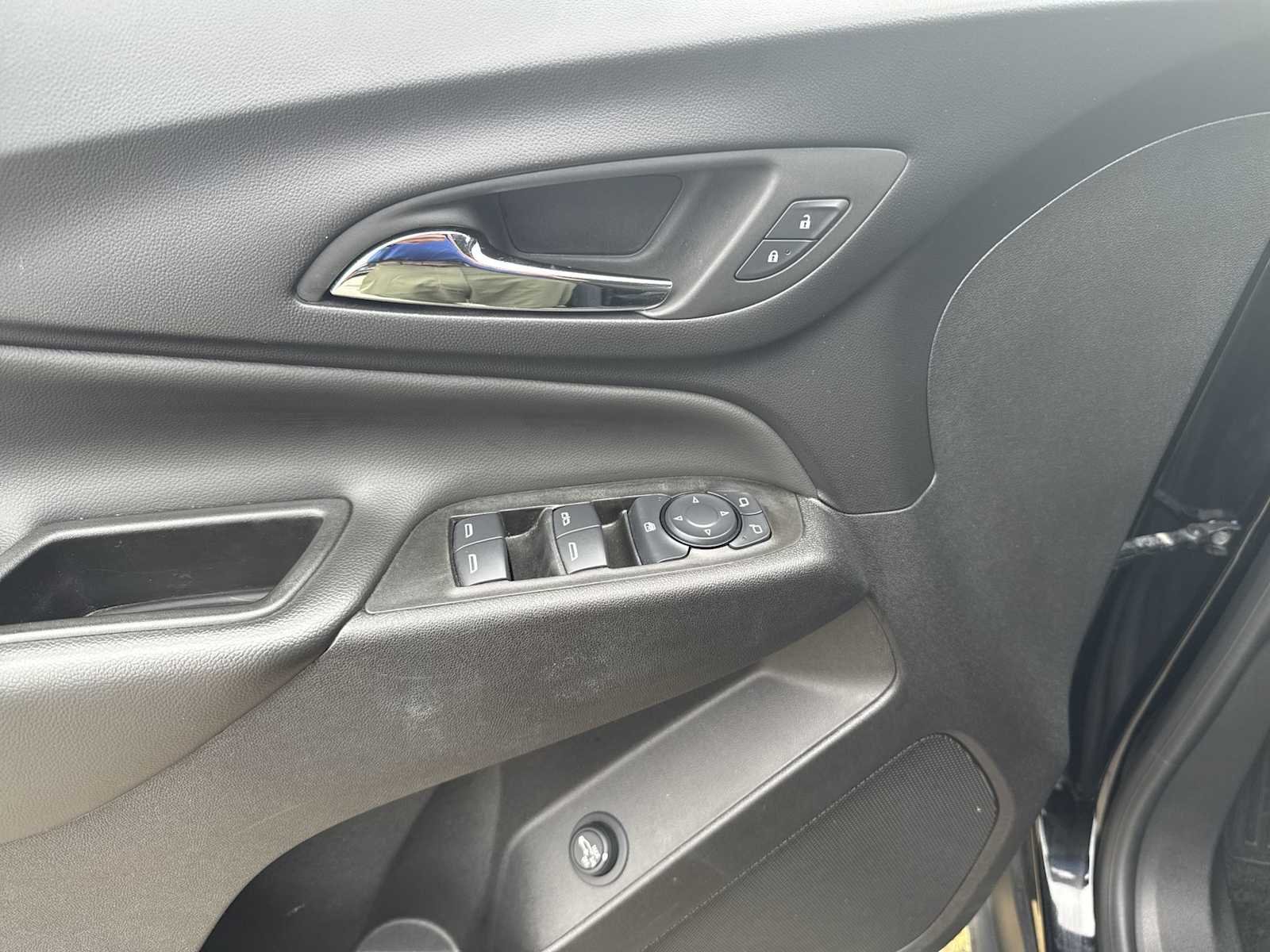 2024 Chevrolet Equinox LT - Photo 14
