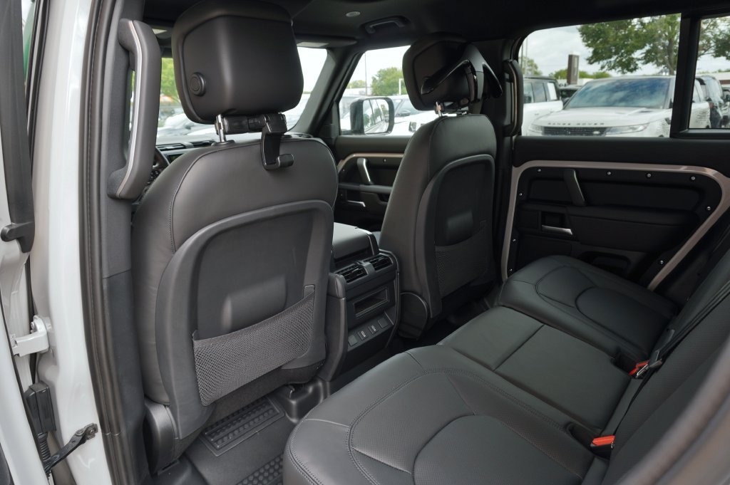 New 2026 Borasco Grey Land Rover X-Dynamic SE image 26