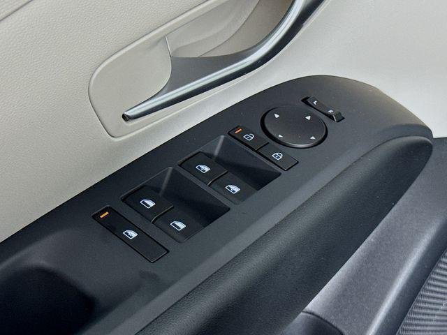New 2026 Gray Hyundai SEL Plus FWD image 29