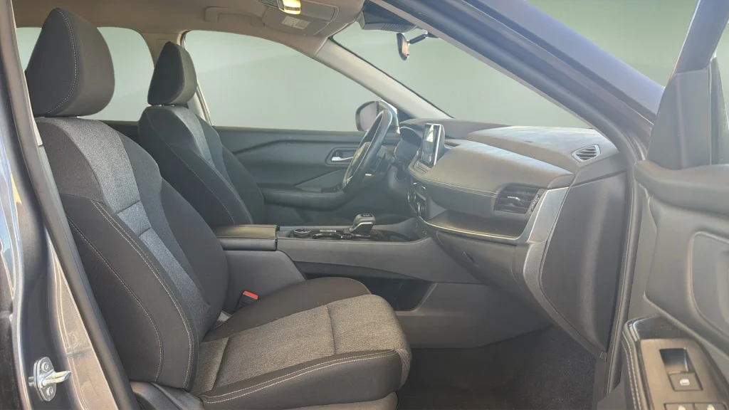 Certified Used 2024 Gun Metallic Nissan SV image 18