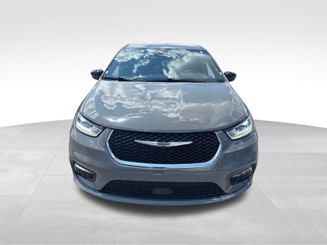 Used 2024 White Chrysler Touring image 8
