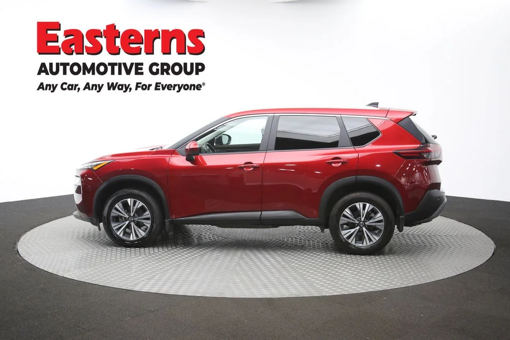 Used 2023 Red Nissan SV image 63