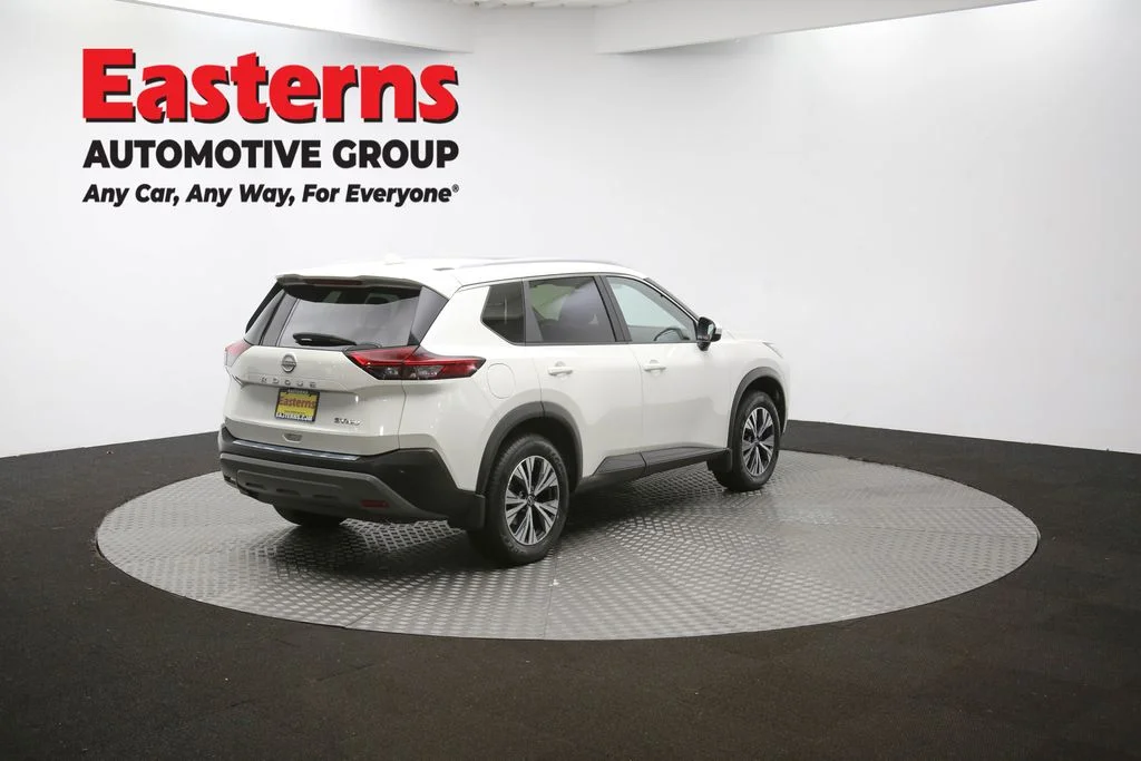 Used 2023 White Nissan SV image 38