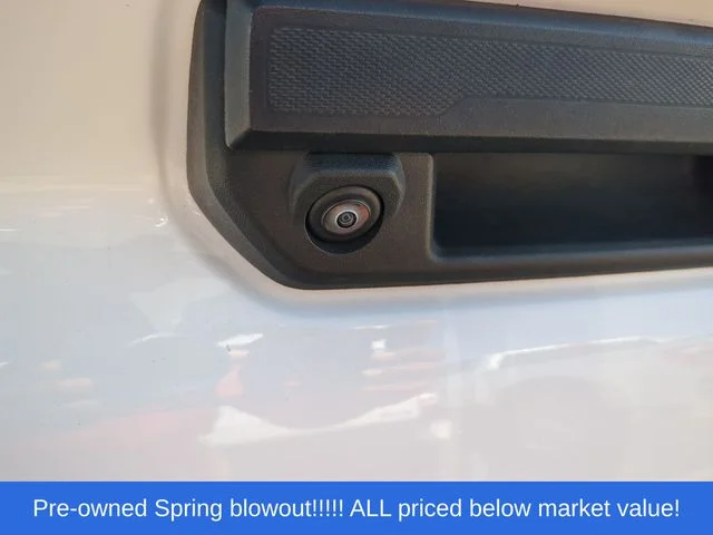 Used 2025 White Chevrolet Trail Boss image 15
