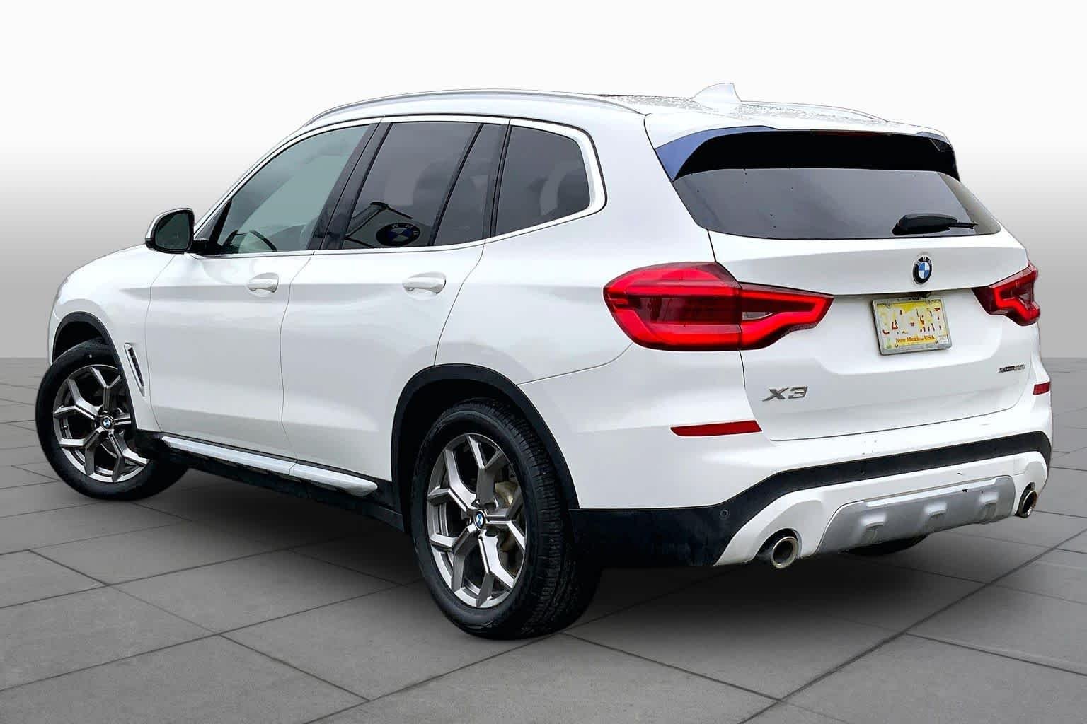 Used 2020 Alpine White BMW xDrive30i image 11
